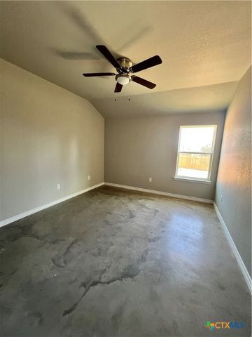 1200 N 8th Street, Killeen, TX 76541