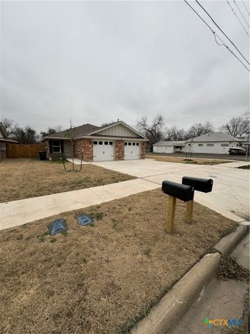 1200 N 8th Street, Killeen, TX 76541