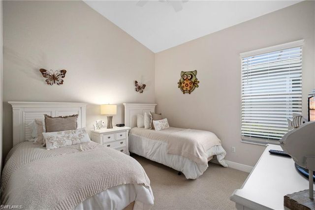 8884 Mustang Island CIR, Naples, FL 34113
