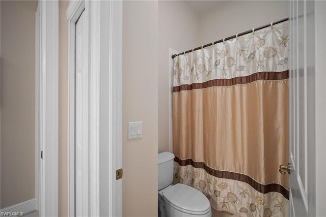 8884 Mustang Island CIR, Naples, FL 34113