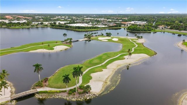 8884 Mustang Island CIR, Naples, FL 34113