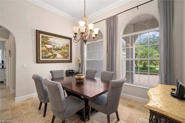 8884 Mustang Island CIR, Naples, FL 34113