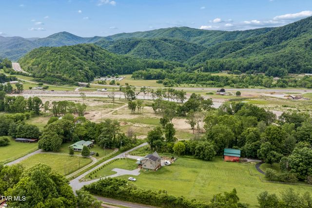 777 Bailey Lane, Erwin, TN 37650