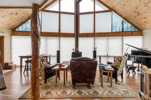777 Bailey Lane, Erwin, TN 37650