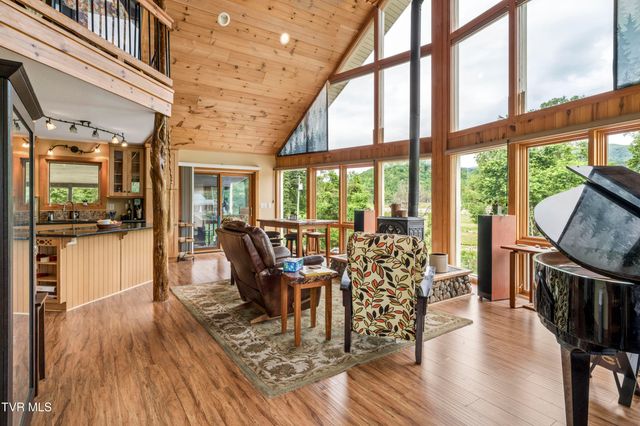 777 Bailey Lane, Erwin, TN 37650