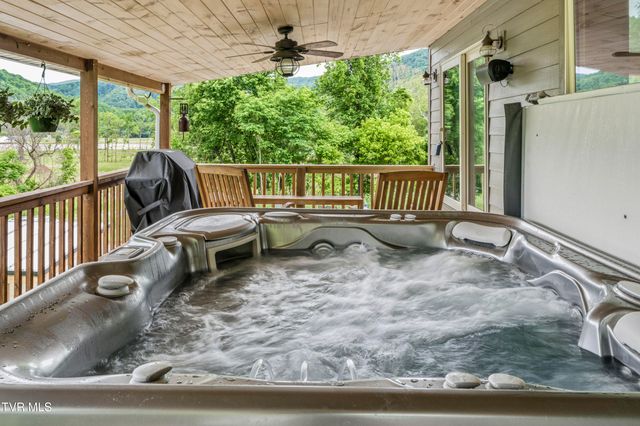777 Bailey Lane, Erwin, TN 37650