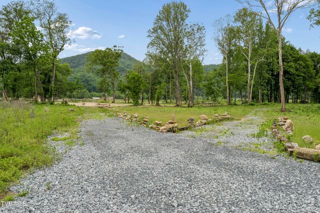 777 Bailey Lane, Erwin, TN 37650