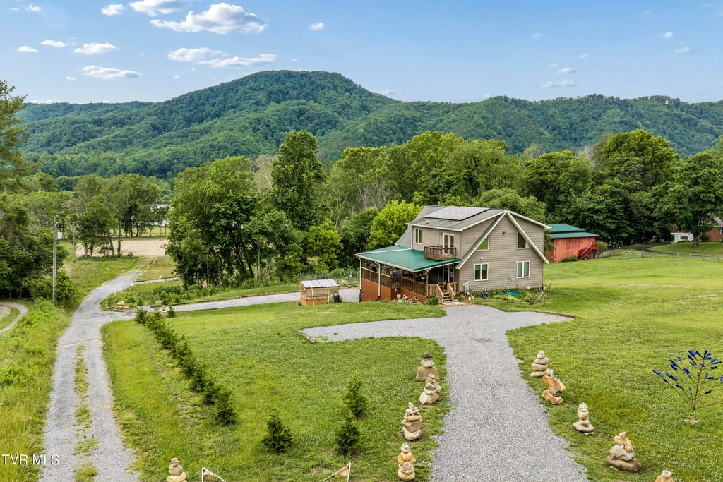777 Bailey Lane, Erwin, TN 37650