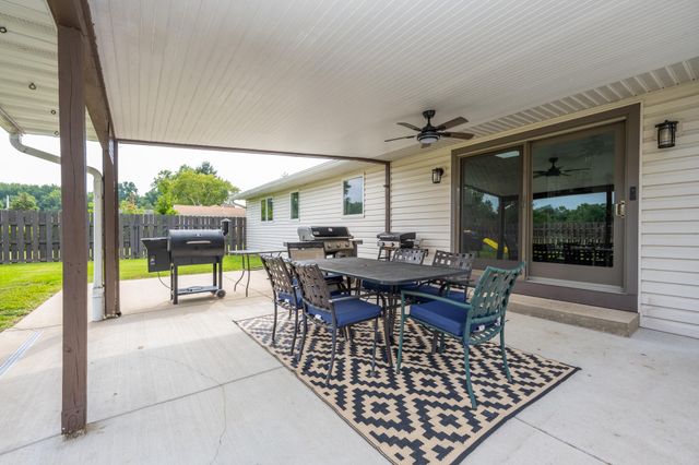13639 S Three Oaks Road, Chikaming Twp, MI 49125