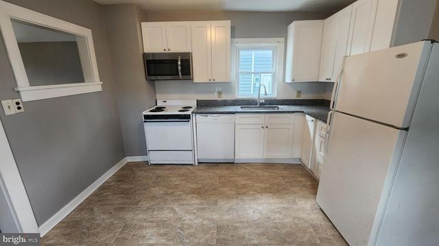 125 4TH AVE, Pitman, NJ 08071