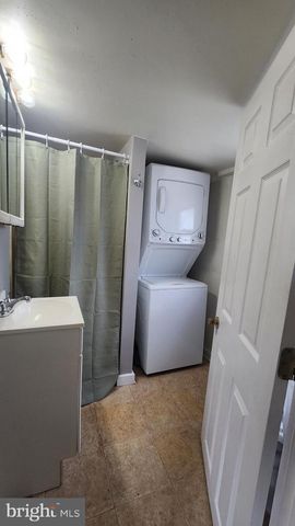 125 4TH AVE, Pitman, NJ 08071
