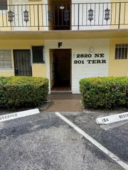 2820 NE 201st Ter F107, Aventura, FL 33180