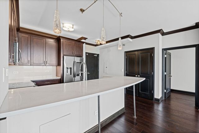 1841 S CALUMET Avenue 803, Chicago, IL 60616