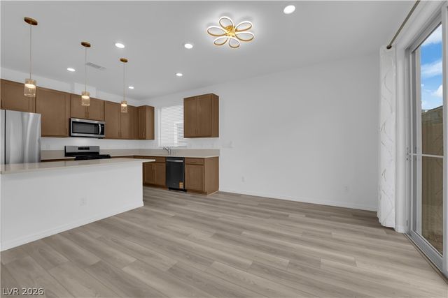 10239 Estancia Hill Street, Las Vegas, NV 89141