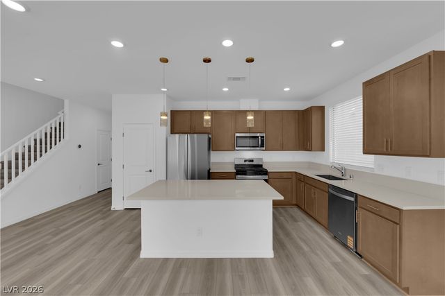 10239 Estancia Hill Street, Las Vegas, NV 89141