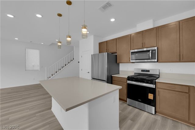 10239 Estancia Hill Street, Las Vegas, NV 89141