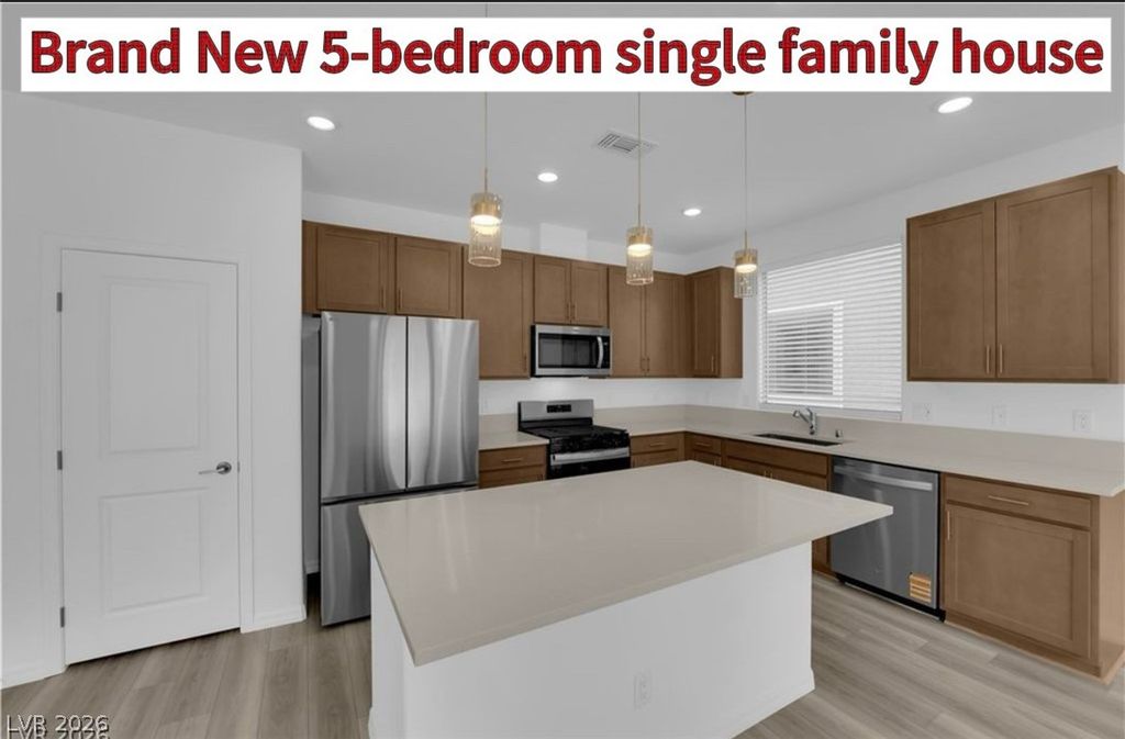 10239 Estancia Hill Street, Las Vegas, NV 89141