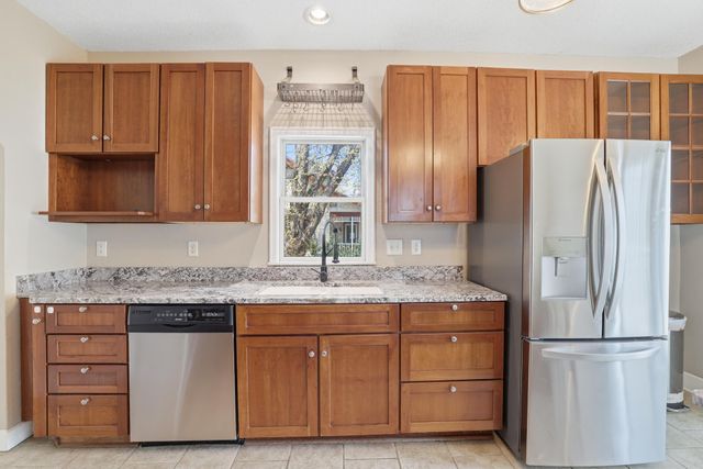 810 6th Street, Hudson, WI 54016