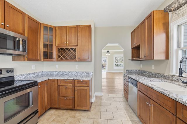 810 6th Street, Hudson, WI 54016