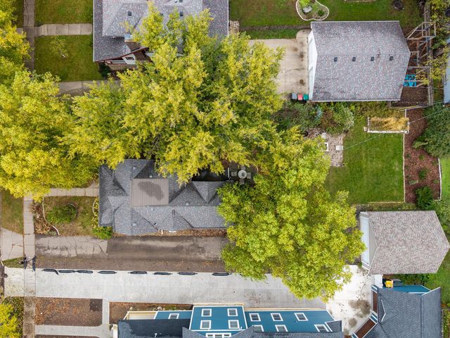 810 6th Street, Hudson, WI 54016