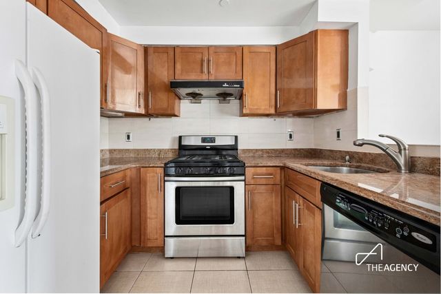 4040 75th St Apt 6E, New York City, NY 11373