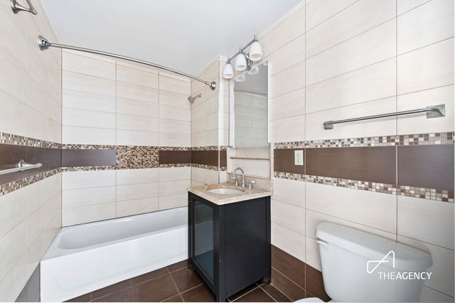 4040 75th St Apt 6E, New York City, NY 11373