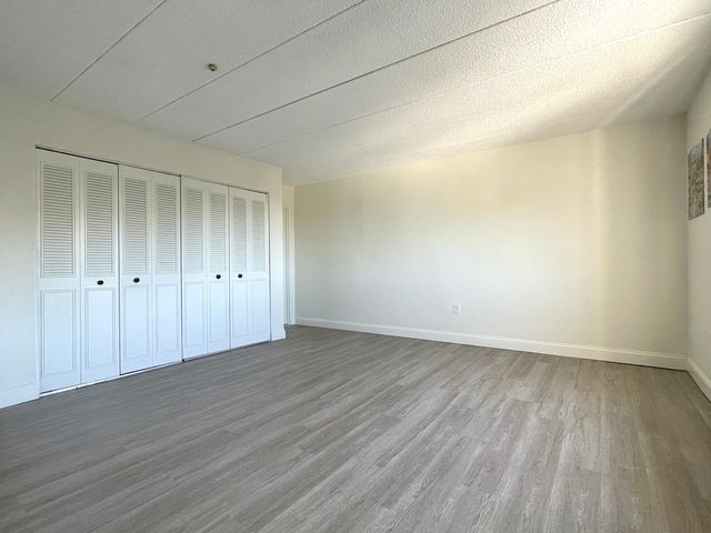 308 Quarry St 303, Quincy, MA 02169