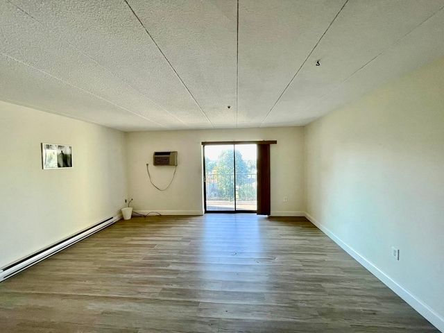 308 Quarry St 303, Quincy, MA 02169