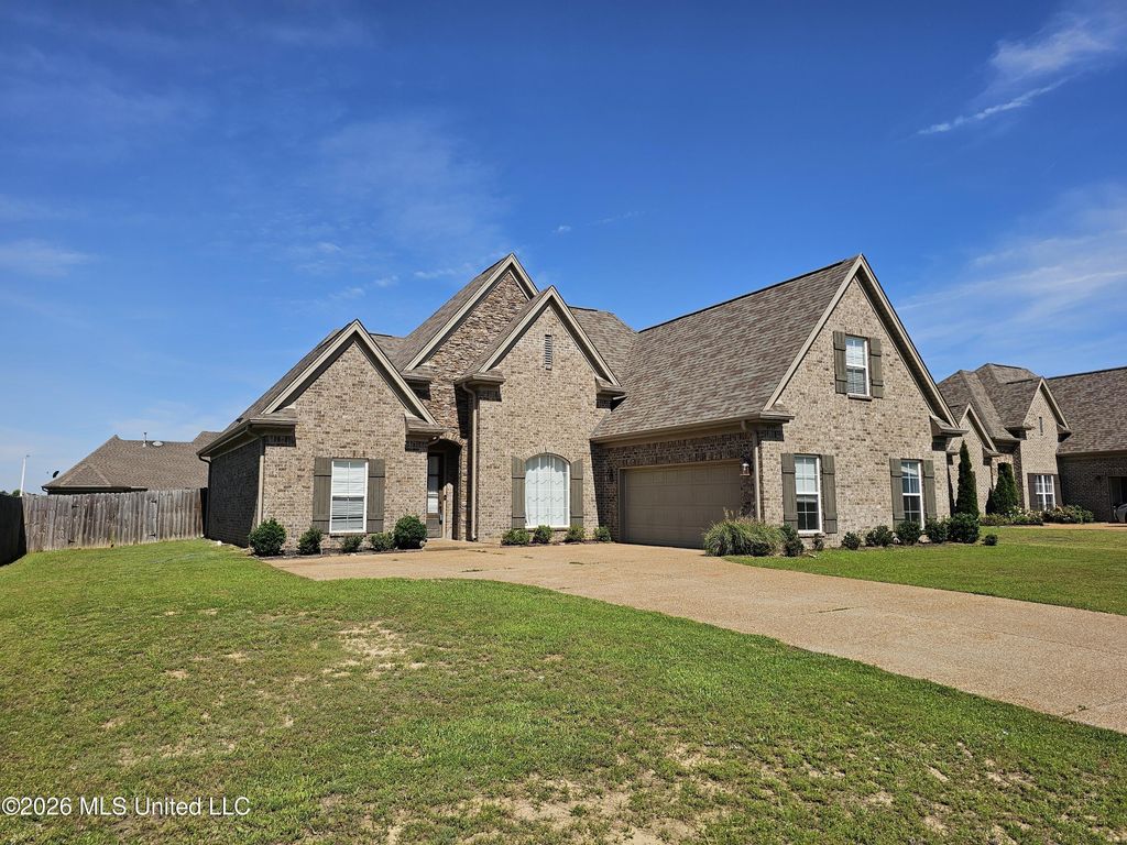 4139 E Vineyard Drive, Southaven, MS 38672 — exterior