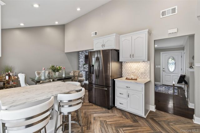 7 Sterling Place, New City, NY 10956