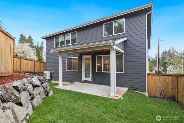 16431 Sylvester Road SW, Burien, WA 98166