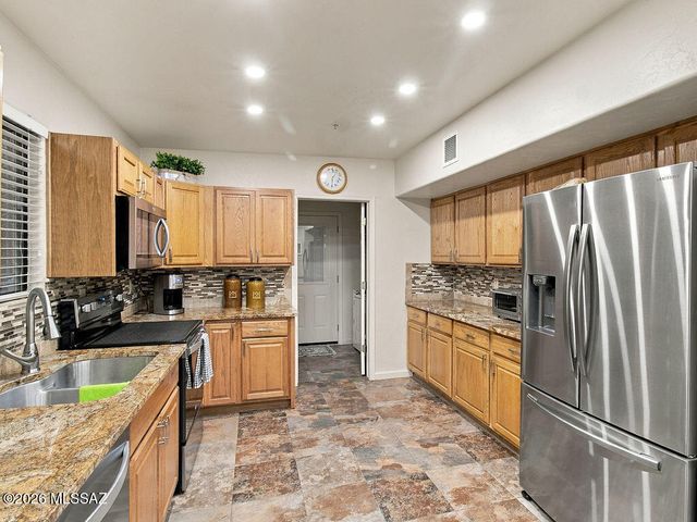 5351 W De Green Lane, Tucson, AZ 85743