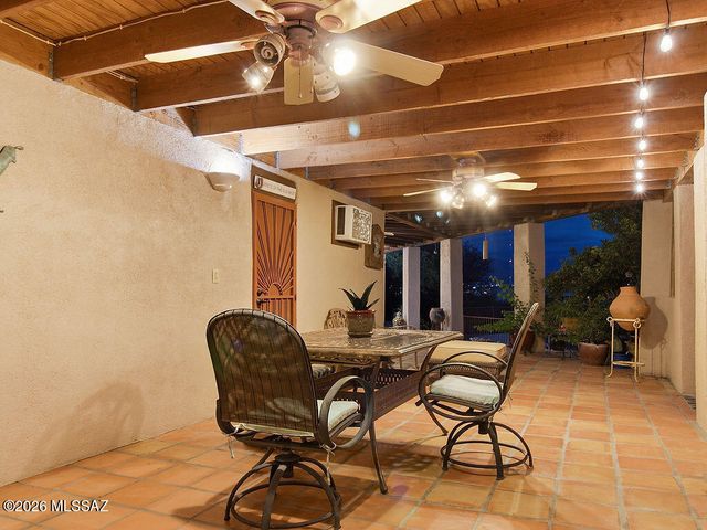 5351 W De Green Lane, Tucson, AZ 85743