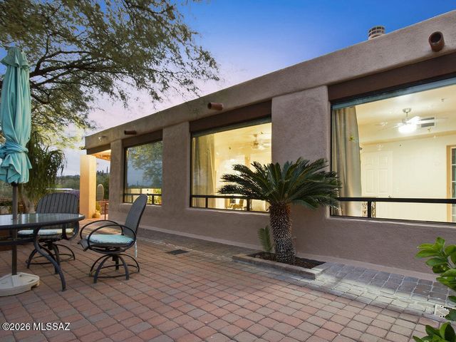 5351 W De Green Lane, Tucson, AZ 85743