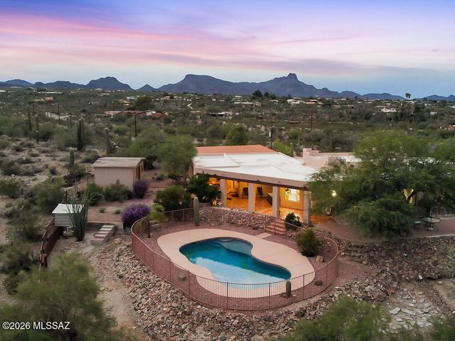 5351 W De Green Lane, Tucson, AZ 85743