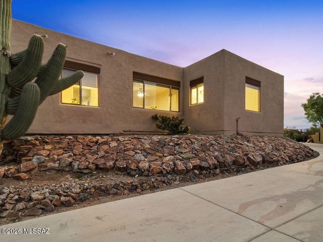 5351 W De Green Lane, Tucson, AZ 85743