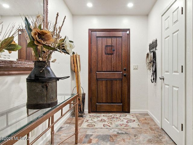 5351 W De Green Lane, Tucson, AZ 85743