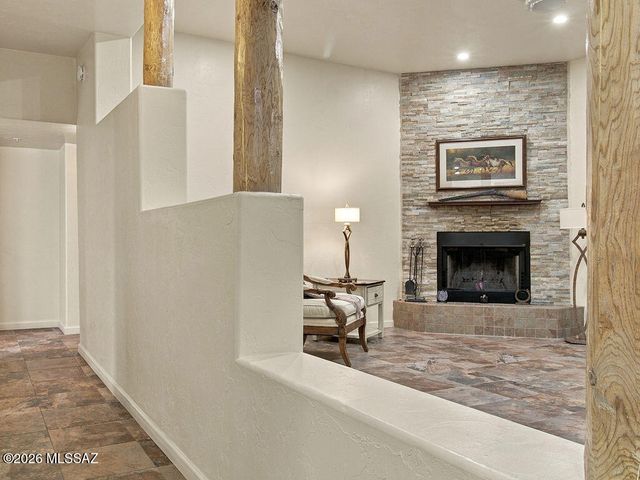 5351 W De Green Lane, Tucson, AZ 85743