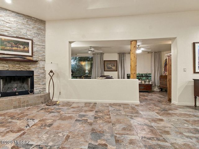 5351 W De Green Lane, Tucson, AZ 85743