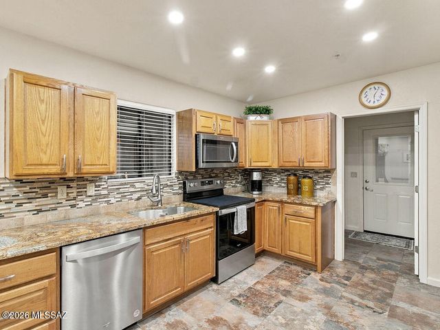 5351 W De Green Lane, Tucson, AZ 85743