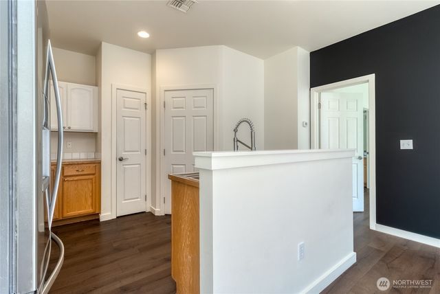 762 SE Heron Drive, College Place, WA 99324