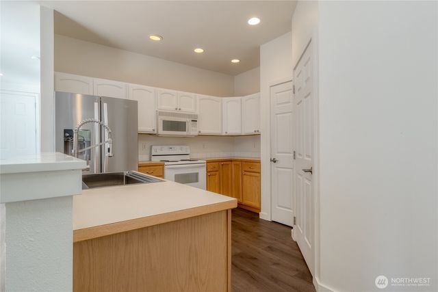 762 SE Heron Drive, College Place, WA 99324