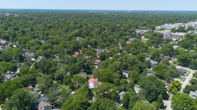 924 S Pickwick Avenue, Springfield, MO 65804