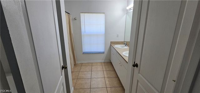 815 Porter ST E, Lehigh Acres, FL 33974