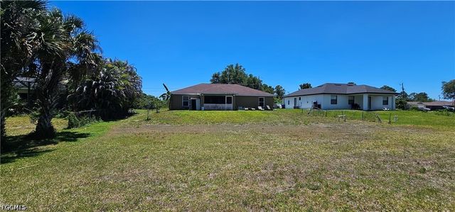 815 Porter ST E, Lehigh Acres, FL 33974