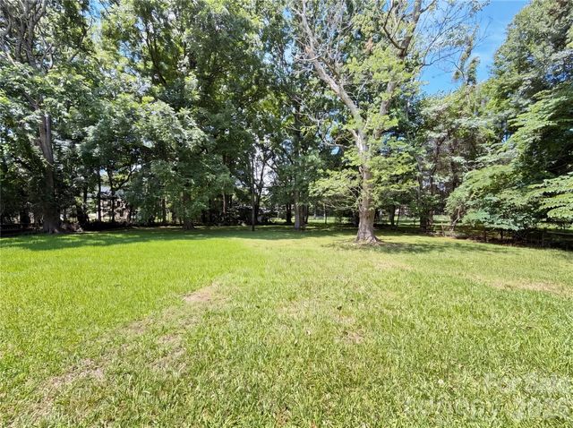 11932 Idlewild Road, Matthews, NC 28105