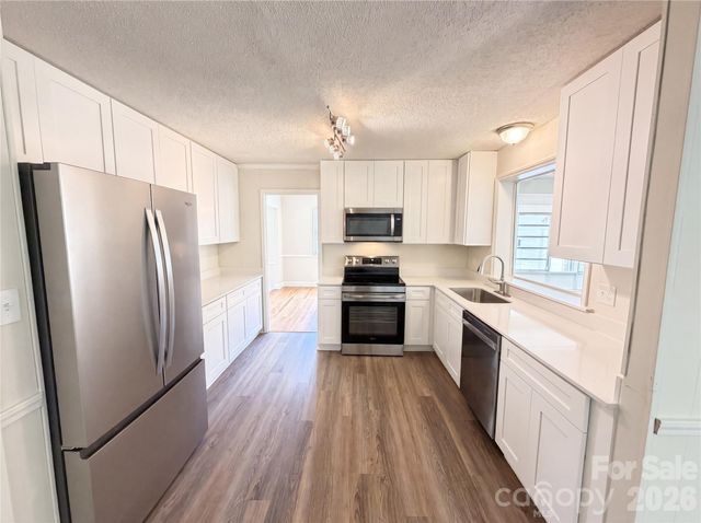 11932 Idlewild Road, Matthews, NC 28105