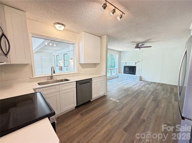 11932 Idlewild Road, Matthews, NC 28105