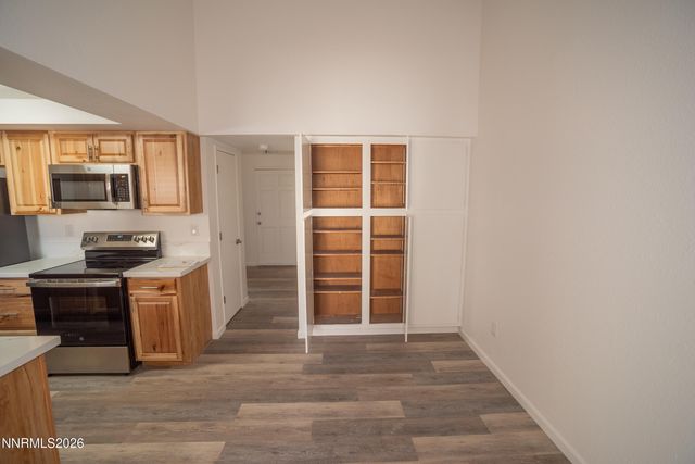 1181 Wagon Wheel Circle, Reno, NV 89503