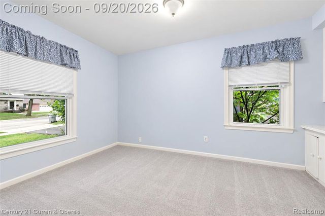 21945 Wildwood Street, Dearborn, MI 48128